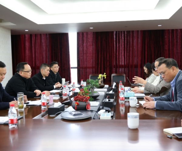 嘉興經(jīng)開(kāi)區(qū)黨工委副書(shū)記、管委會(huì)主任戴鋒蒞臨走訪(fǎng)調(diào)研